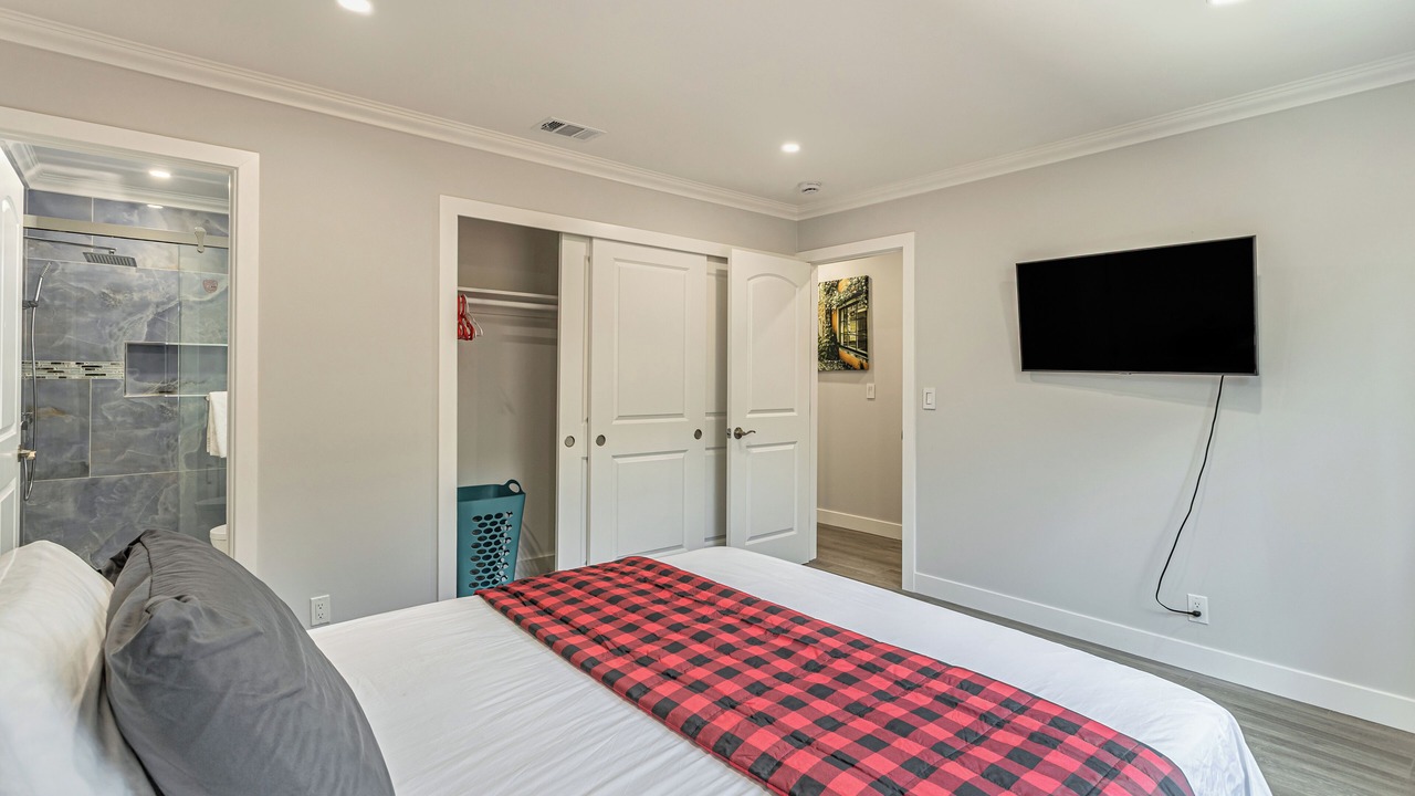 Photo of Bedroom in Silver Creek