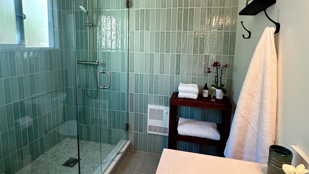 Photo of Bathroom in Marine Terrace