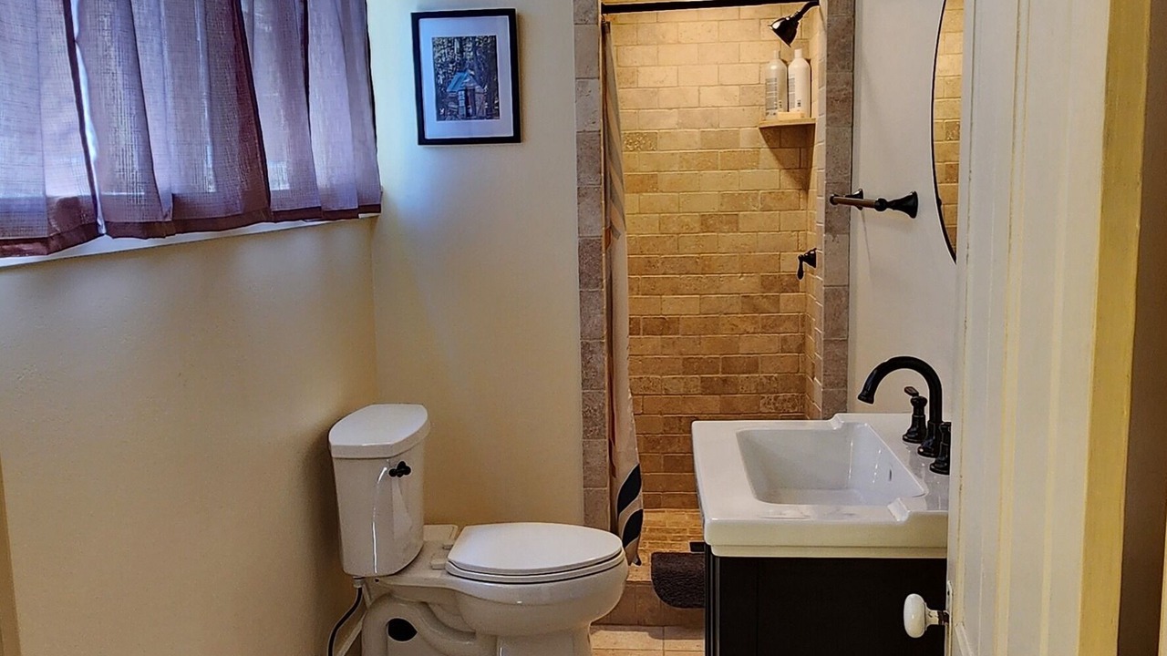 Photo of Bathroom in Angels Camp