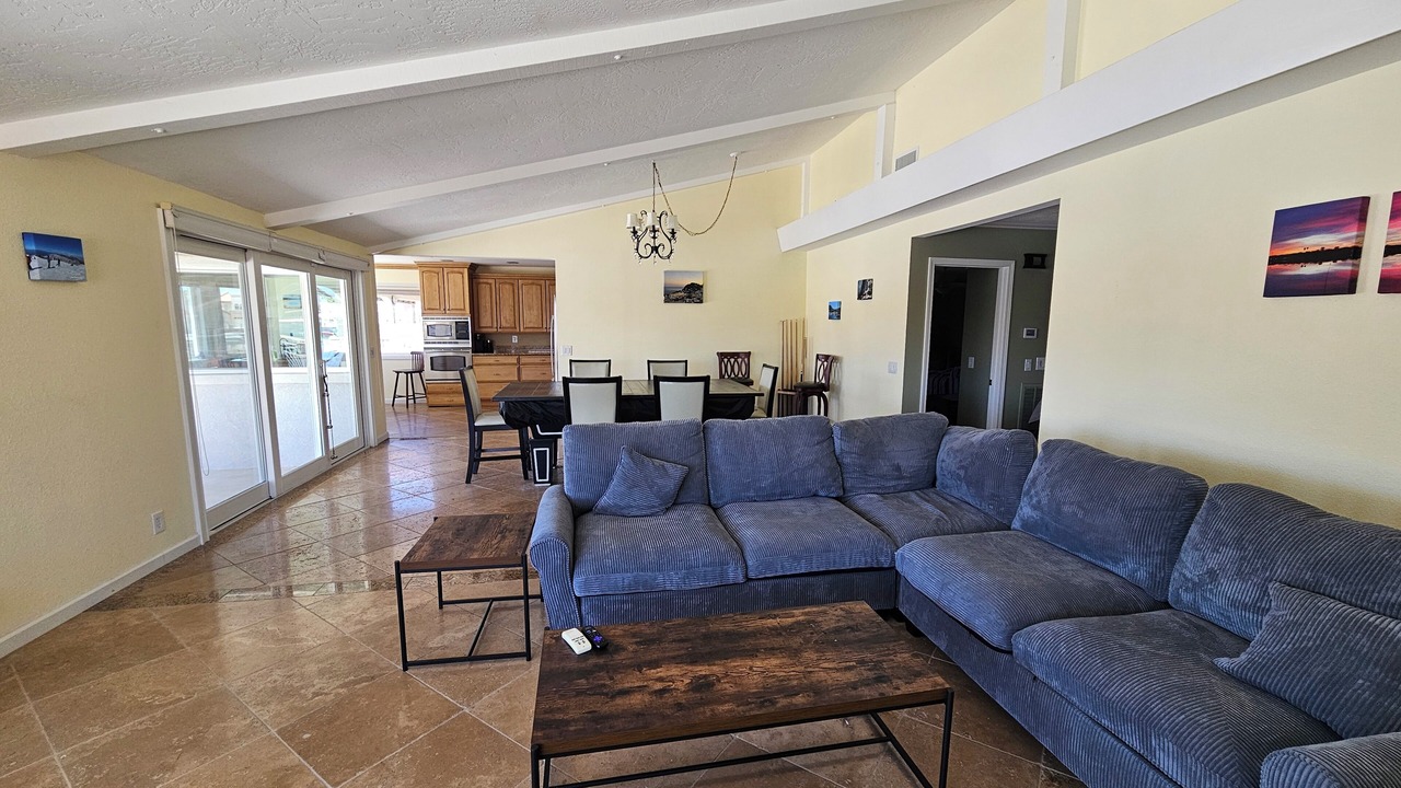 Photo of Livingroom in Silver Lakes Country Club