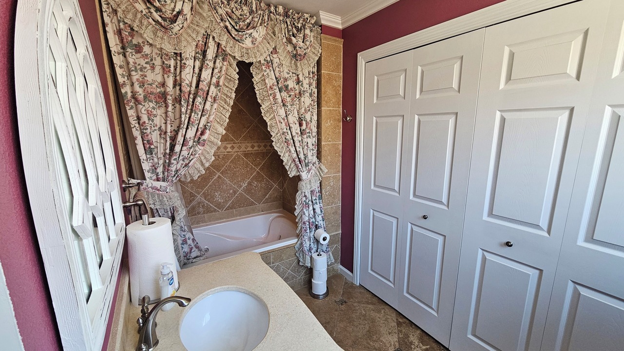 Photo of Bathroom in Silver Lakes Country Club