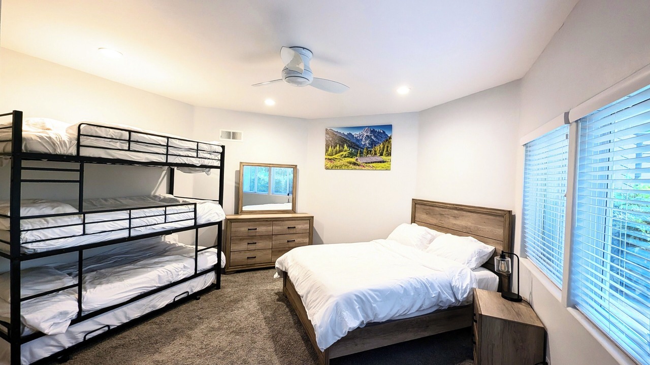 Photo of Bedroom in Lake Wildwood
