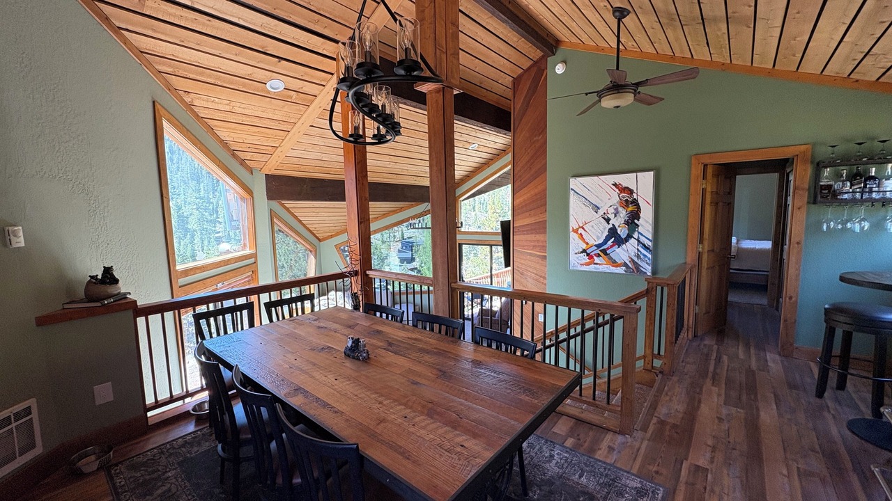 Photo of Bedroom in Alpine Meadows