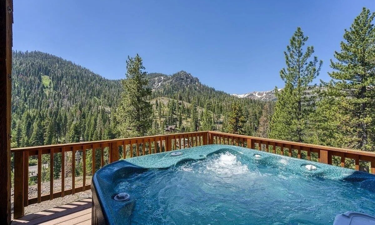 Photo of Bedroom in Alpine Meadows