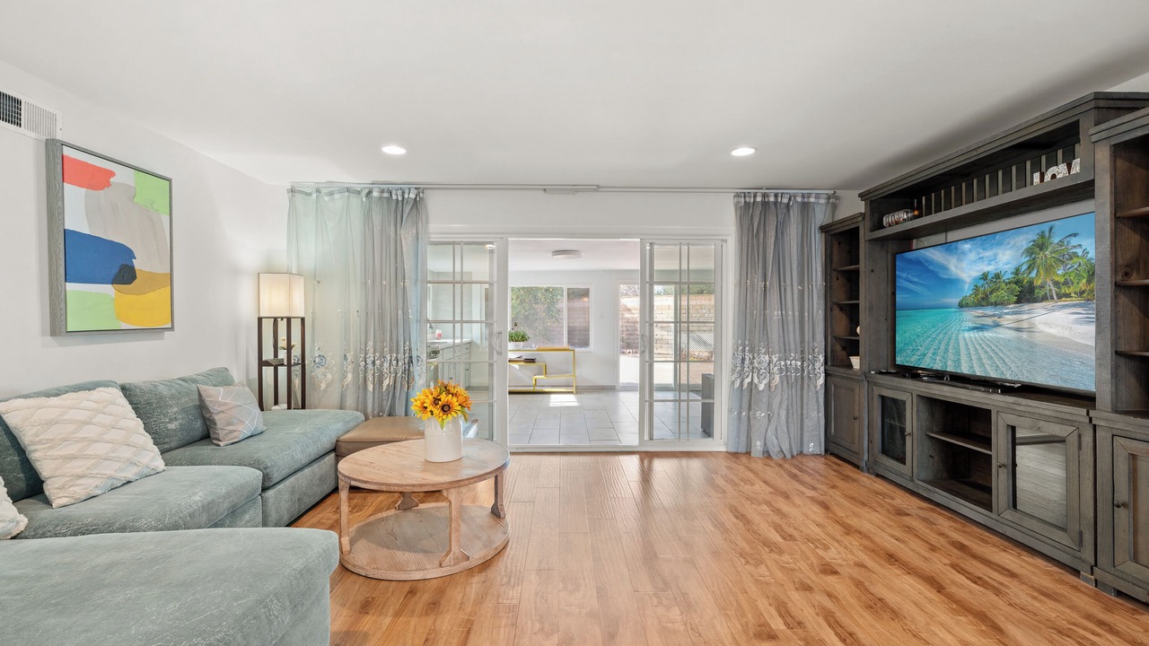 Photo of Livingroom in Glendora