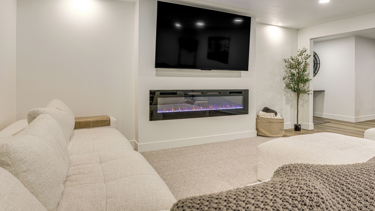Photo of Livingroom in North Ogden
