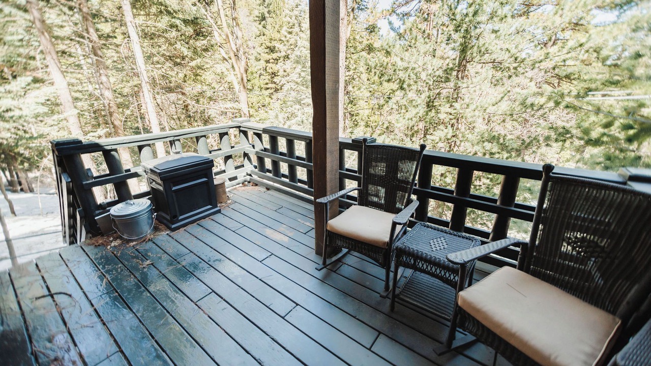 Photo of Patio Balcony in Rimforest