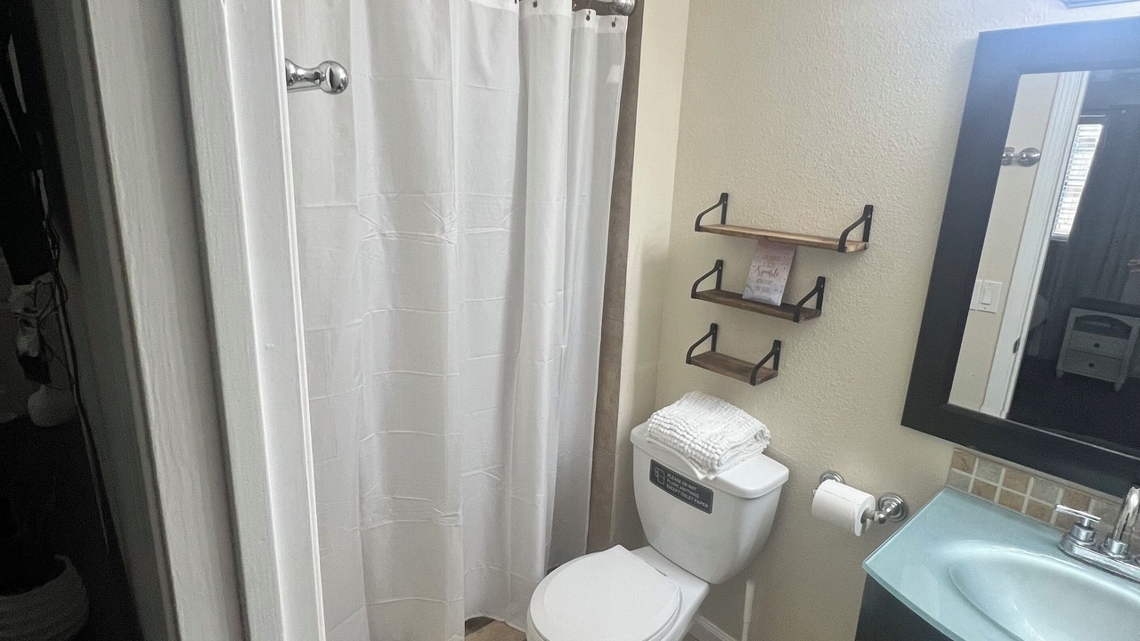 Photo of Bathroom in South Natomas