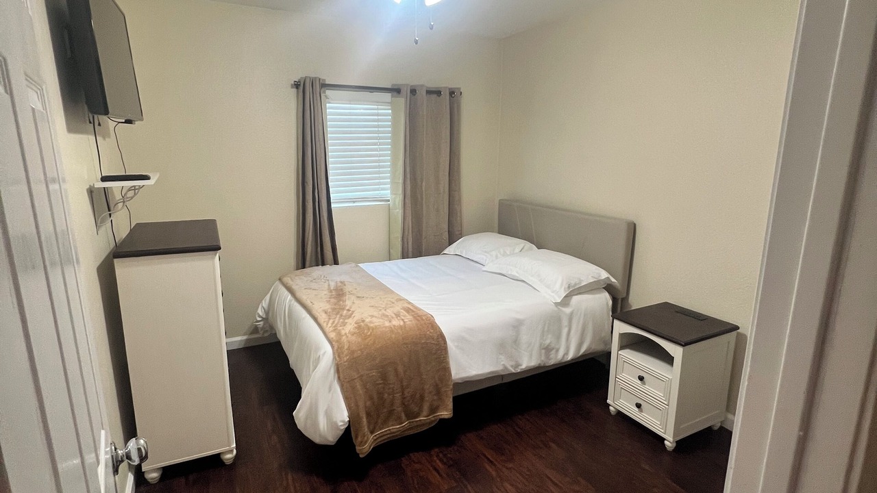 Photo of Bedroom in South Natomas