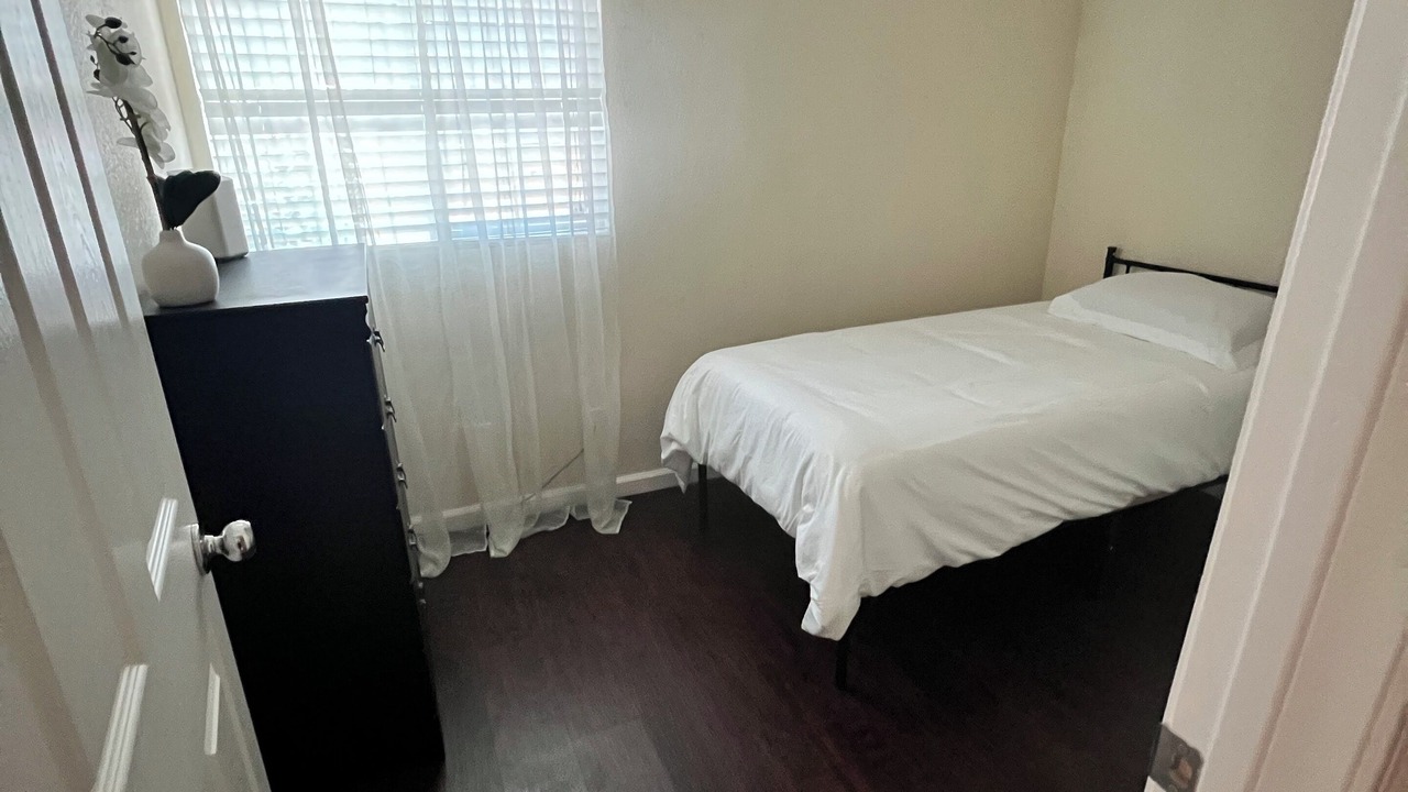 Photo of Bedroom in South Natomas
