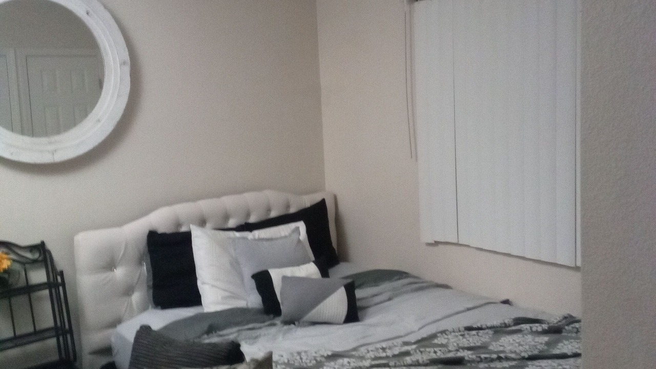 Photo of Bedroom in Tower District