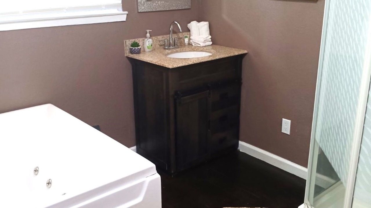 Photo of Bathroom in Auburn