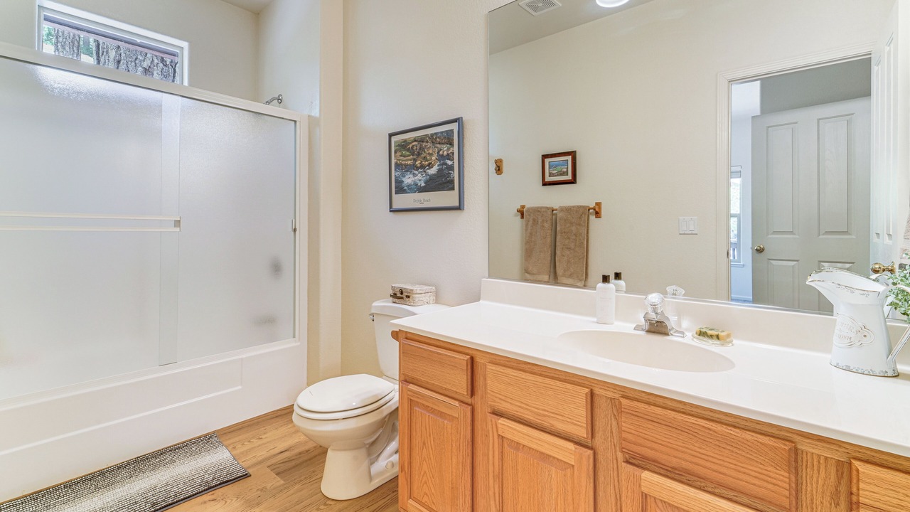 Photo of Bathroom in Whitehawk