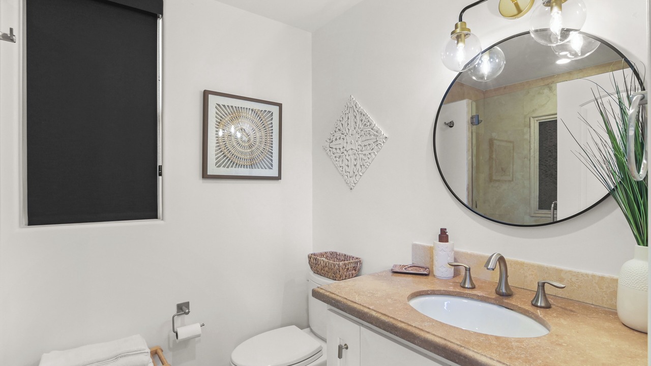 Photo of Bathroom in Townsite
