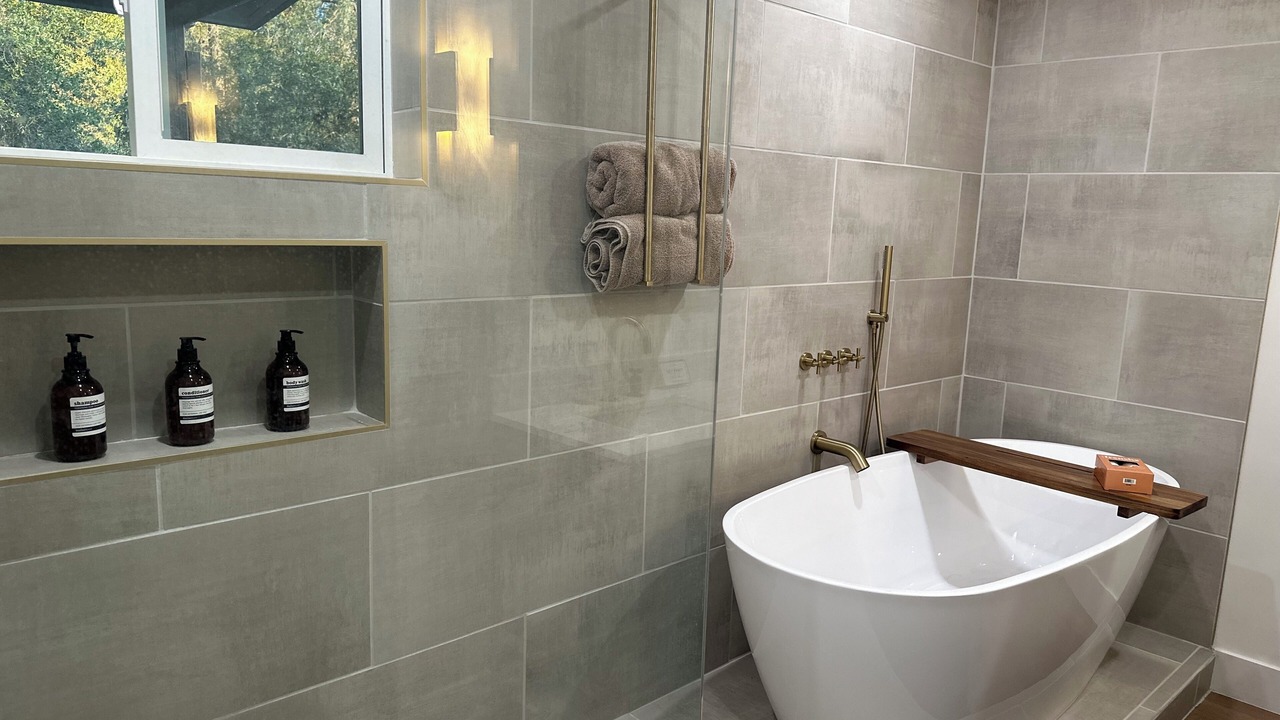 Photo of Bathroom in Lotus