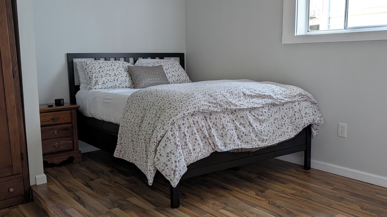 Photo of Bedroom in Guerneville