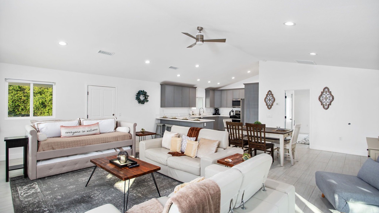 Photo of Livingroom in Temecula