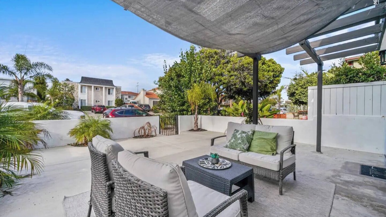Photo of Patio Balcony in Crown Point
