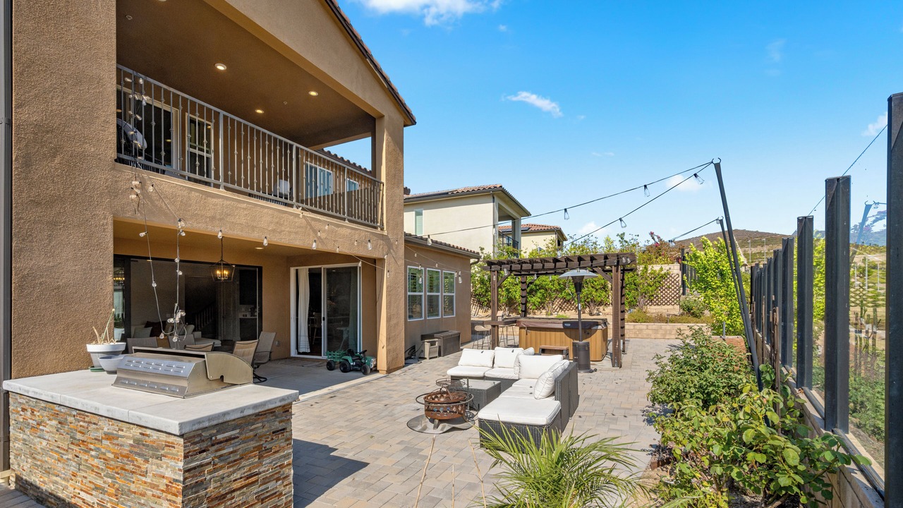 Photo of Patio Balcony in Canyon Country
