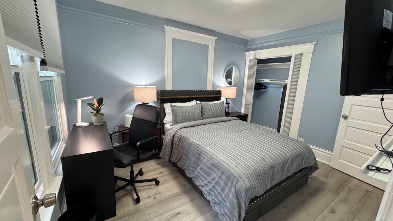 Photo of Bedroom in Nob Hill