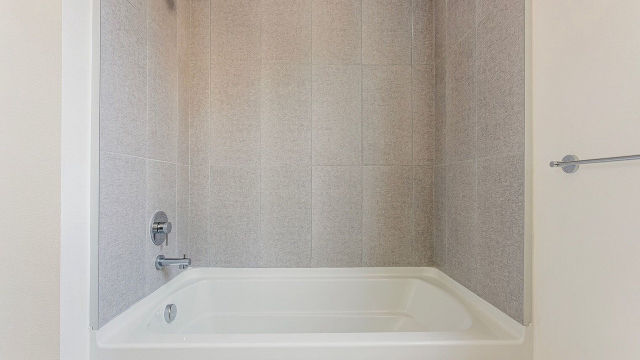 Photo of Bathroom in Wilshire Center