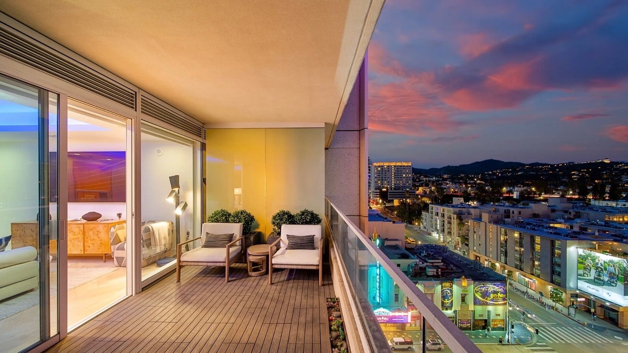Photo of Patio Balcony in Hollywood