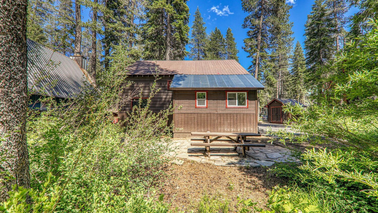Photo of Outdoor in Donner Lake Woods