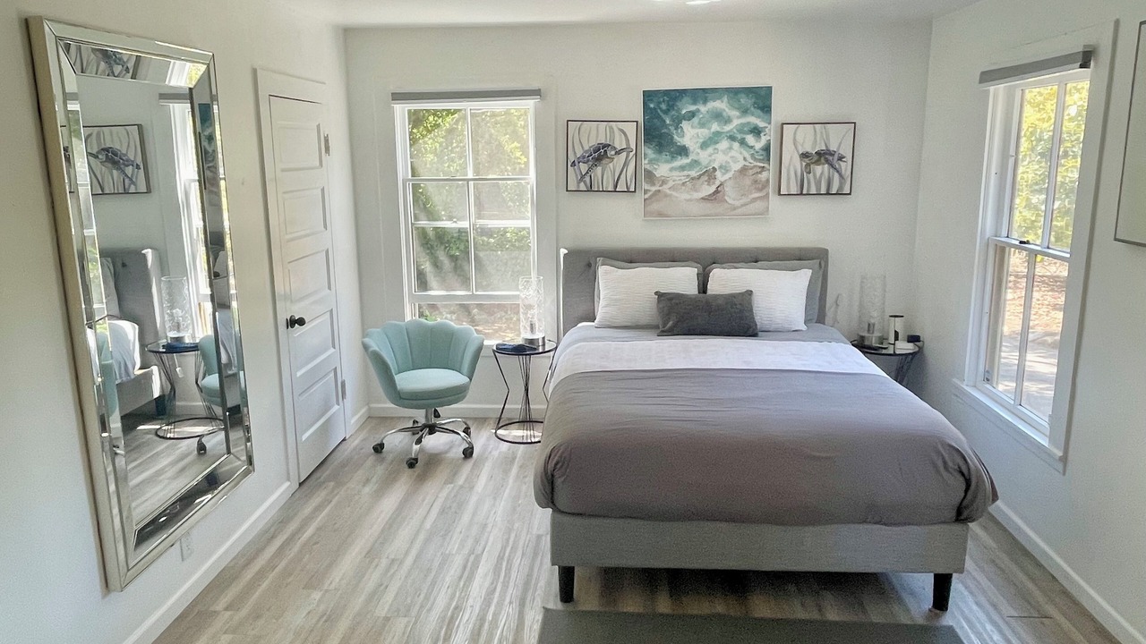 Photo of Bedroom in Toro Canyon