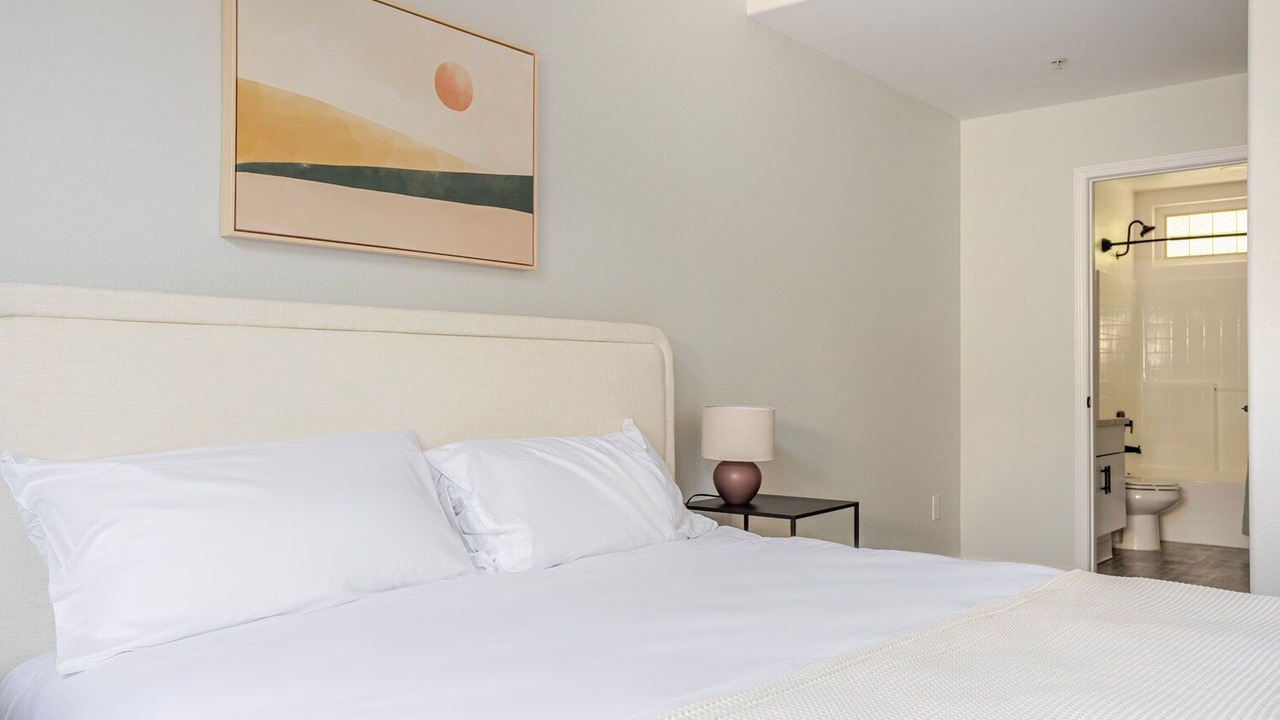 Photo of Bedroom in Mar Vista
