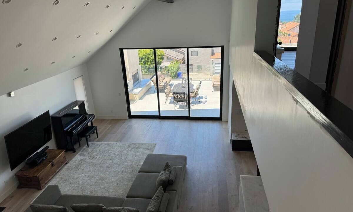 Photo of Livingroom in Del Mar Heights