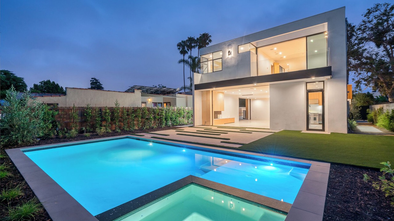 Photo of Outdoor in Beverly Grove