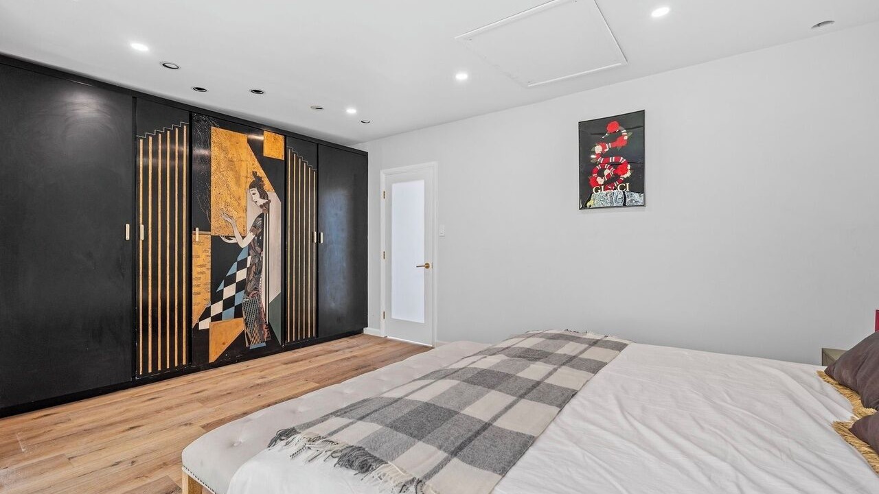 Photo of Bedroom in The Bird Streets