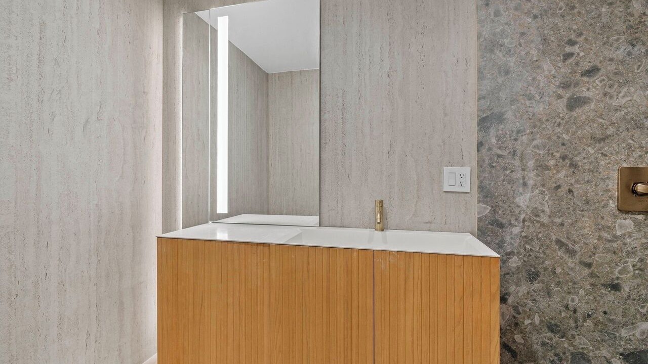 Photo of Bathroom in The Bird Streets