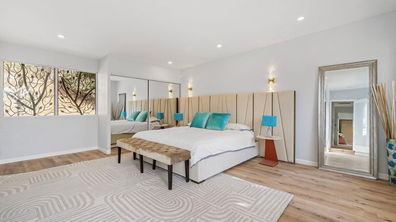 Photo of Bedroom in The Bird Streets