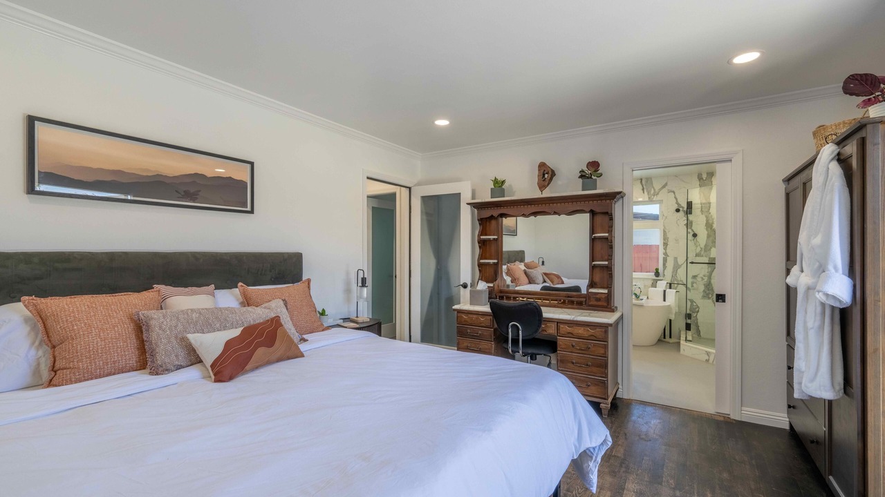 Photo of Bedroom in Marina