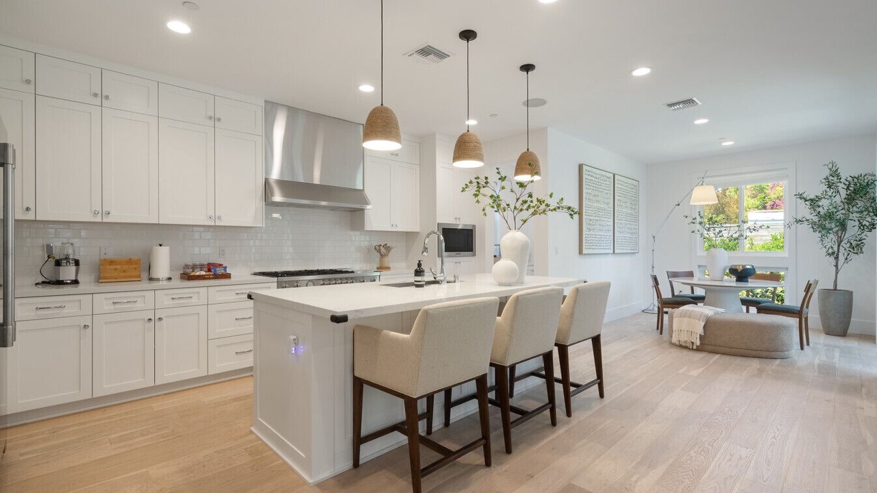 Photo of Kitchen in West Los Angeles