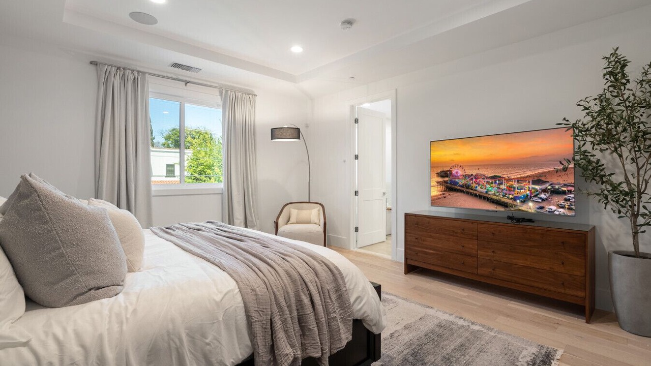 Photo of Bedroom in West Los Angeles