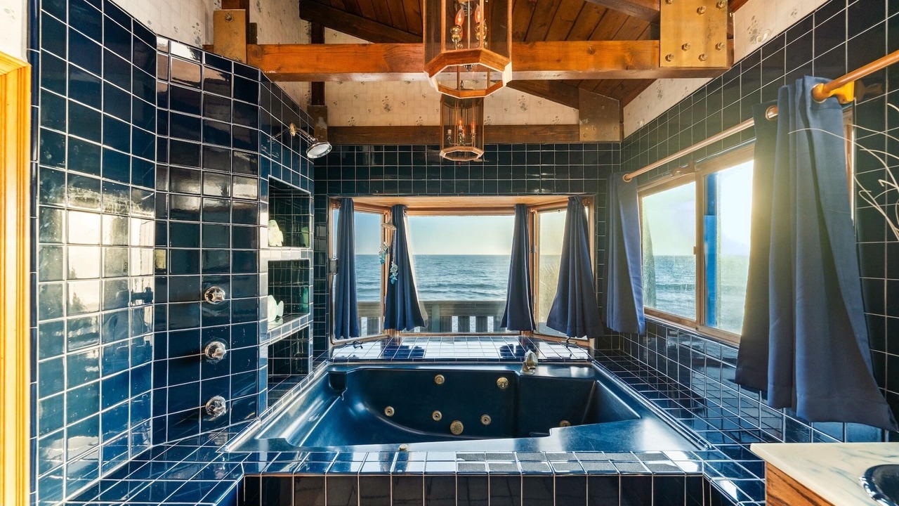 Photo of Bathroom in Mussel Shoals