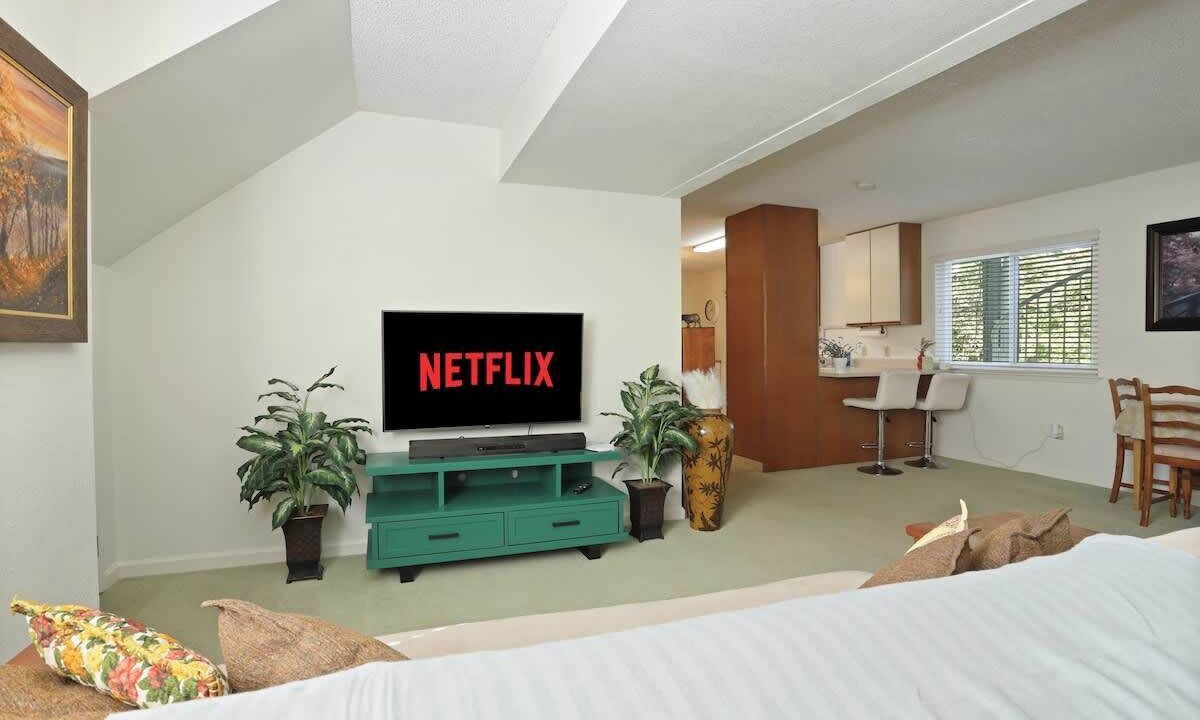 Photo of Bedroom in Orangevale