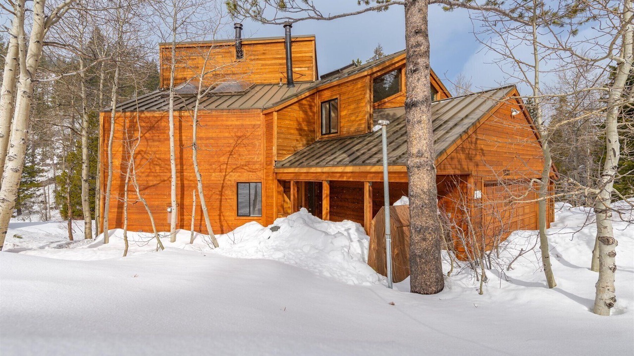 Photo of Outdoor in Alpine Meadows