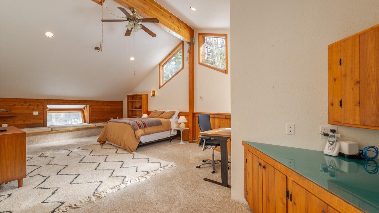 Photo of Bedroom in Alpine Meadows