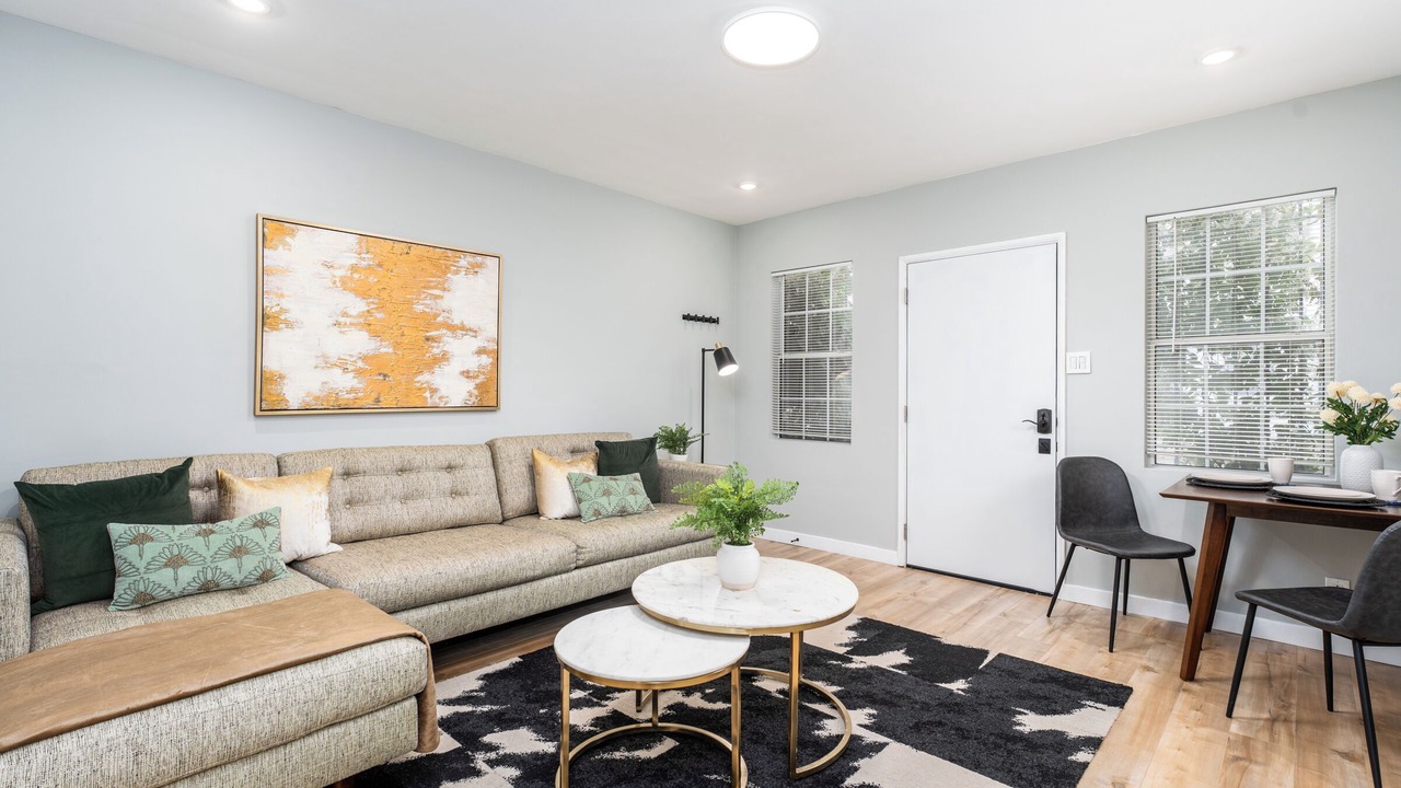 Photo of Livingroom in Elysian Heights