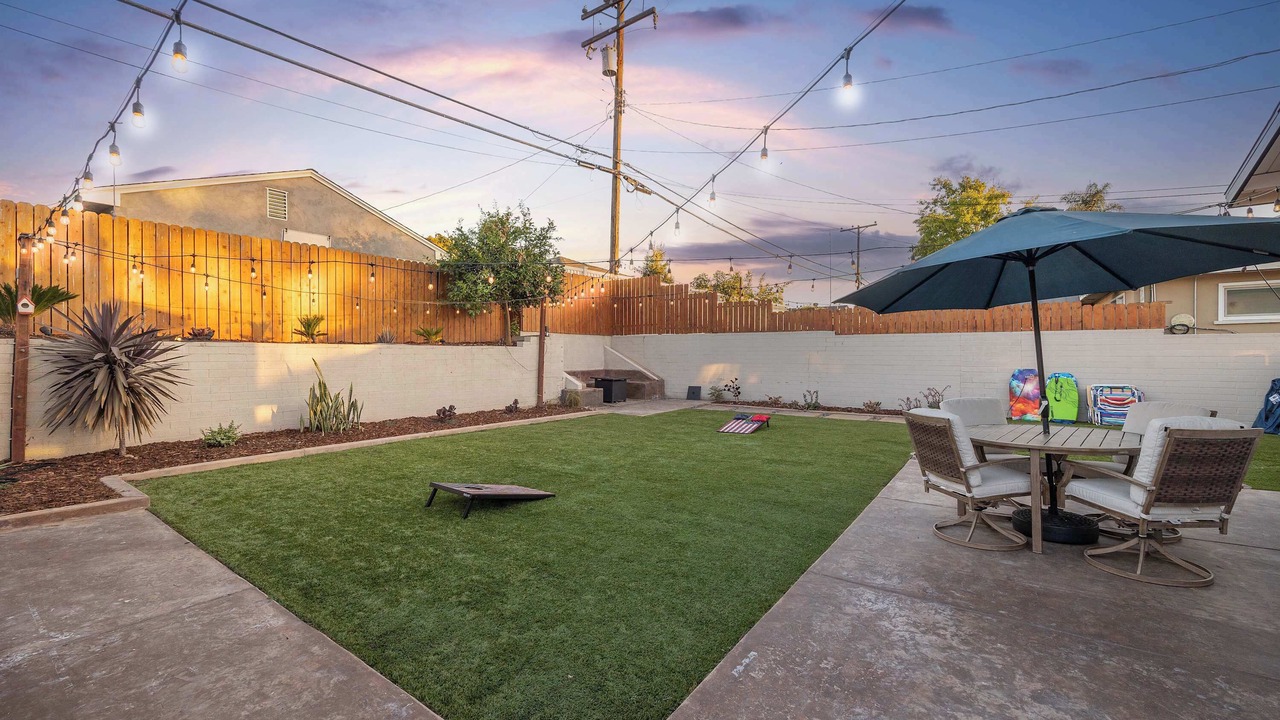 Photo of Outdoor in Allied Gardens