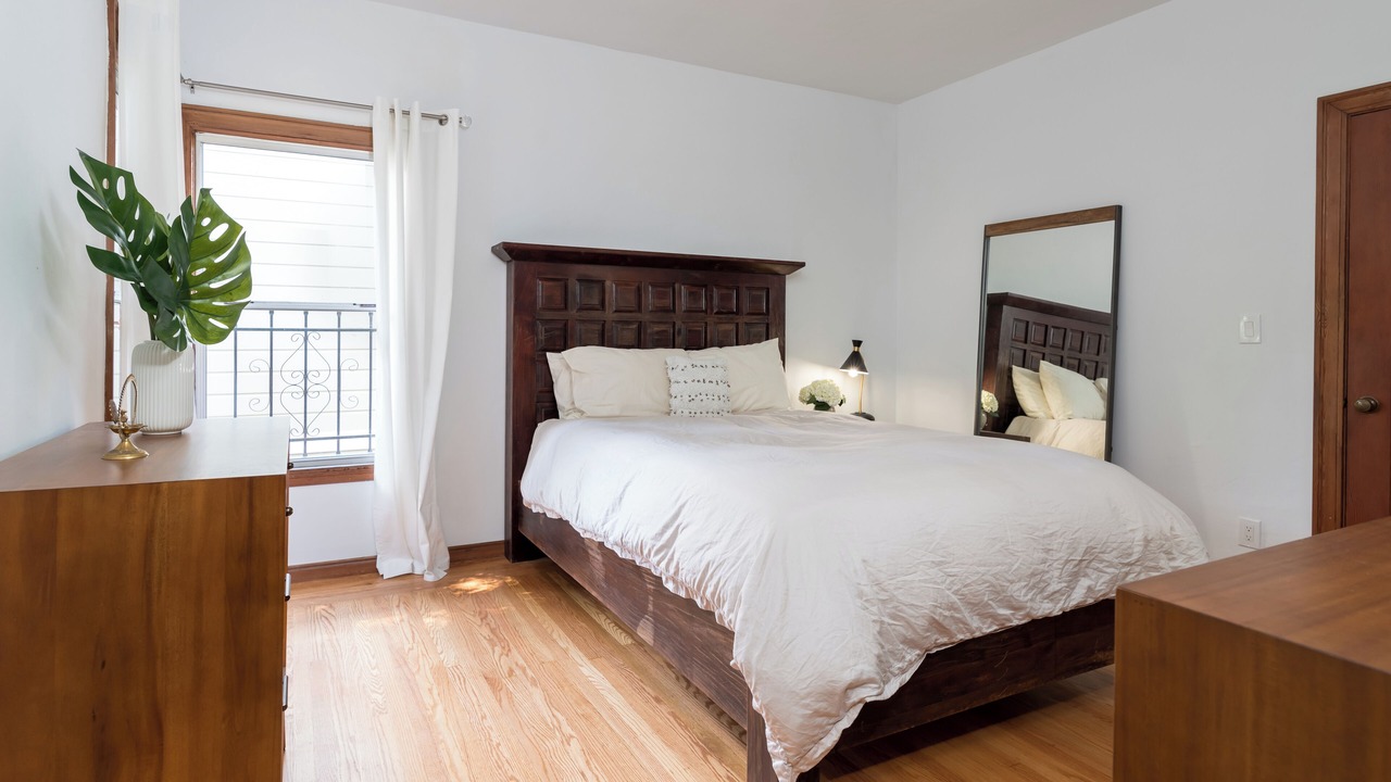 Photo of Bedroom in West Oakland