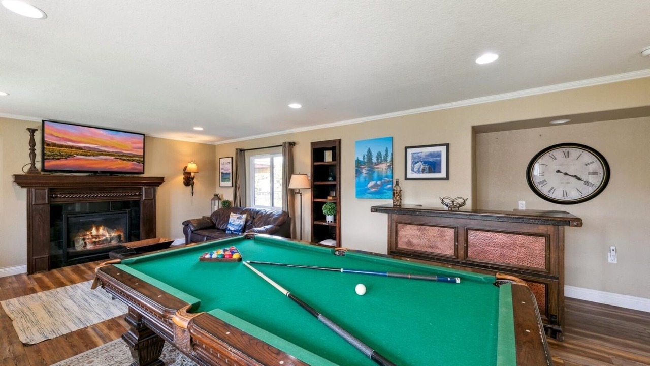 Photo of Bedroom in Tahoe Keys