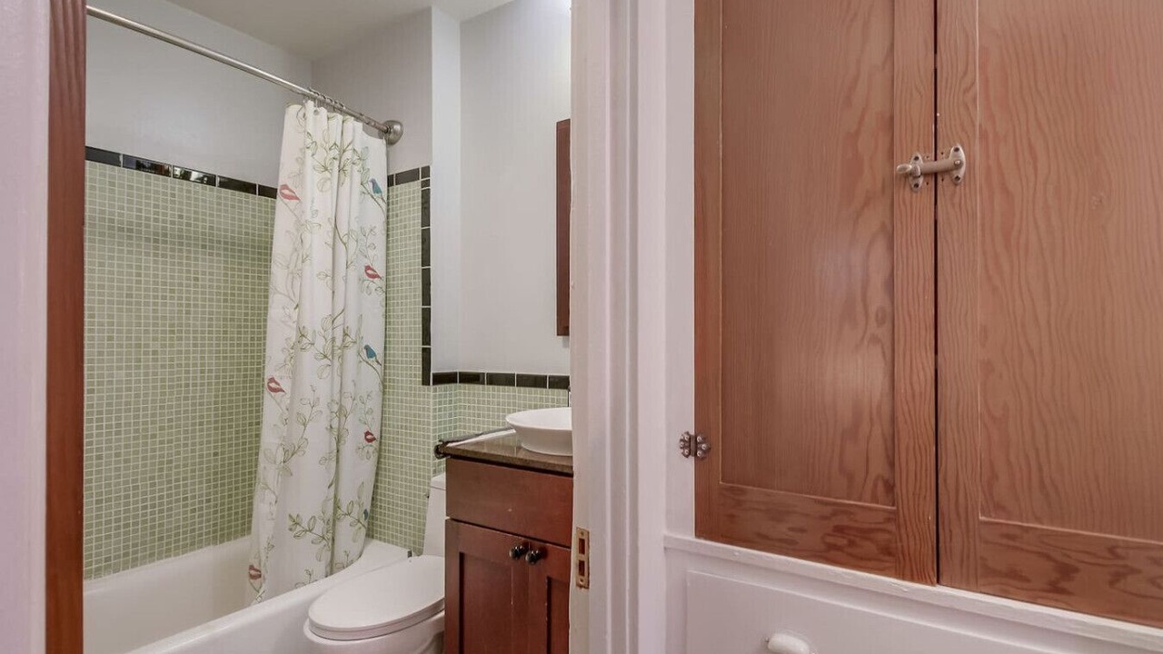 Photo of Bathroom in South Park