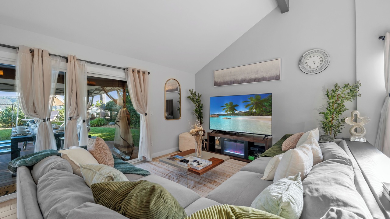 Photo of Livingroom in Rancho Penasquitos