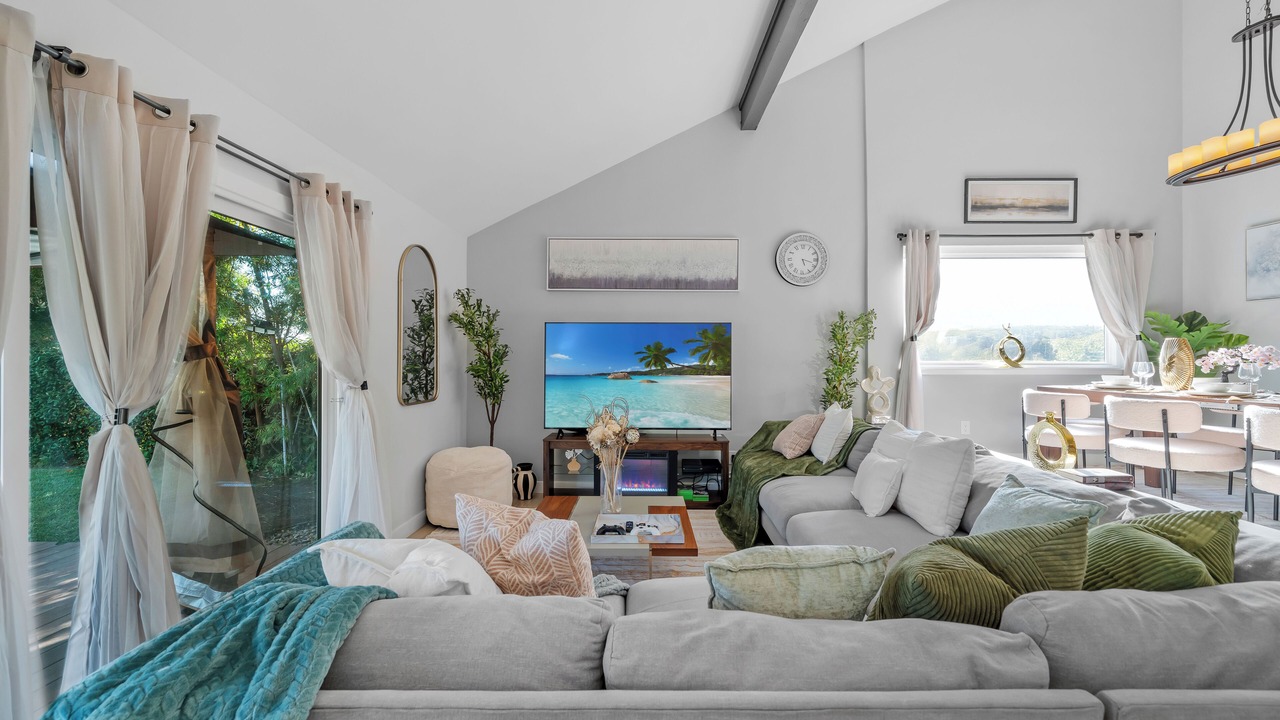 Photo of Livingroom in Rancho Penasquitos