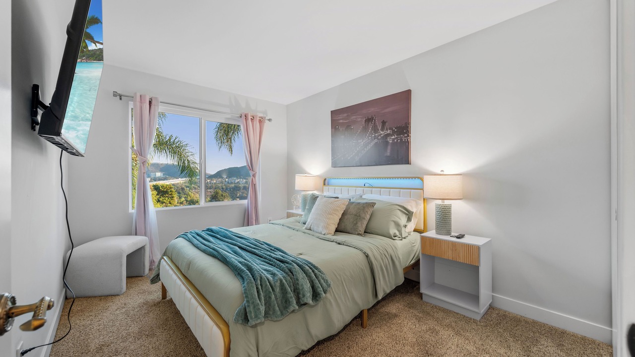 Photo of Bedroom in Rancho Penasquitos