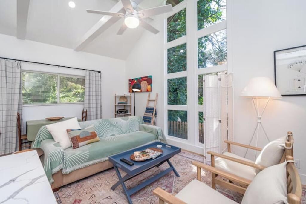 Photo of Livingroom in Auburn